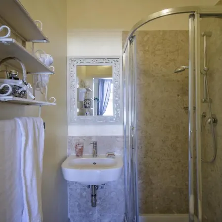 Alojamento de Acomodação e Pequeno-almoço Il Sole Antico 3*